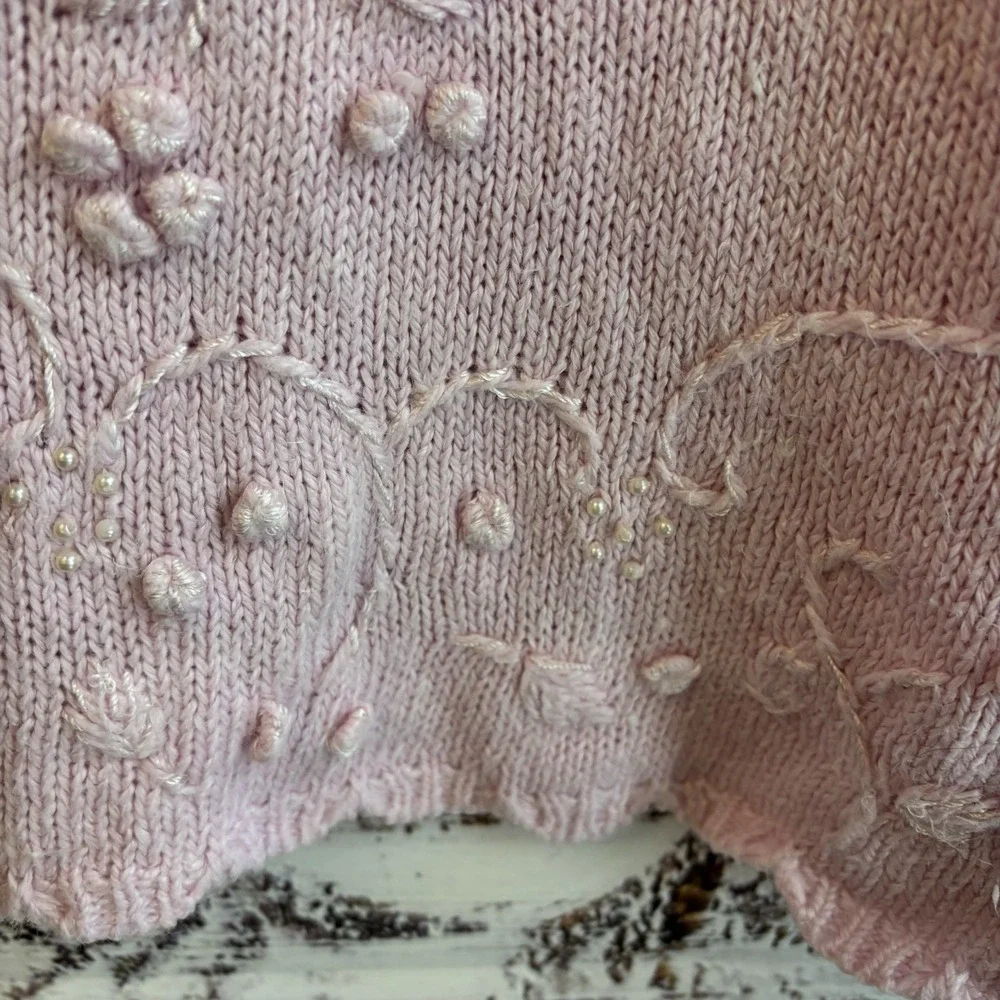 Vintage 80s 90s Sweater L Pink Cottagecore Embellished Pearls 3D Feminine Granny